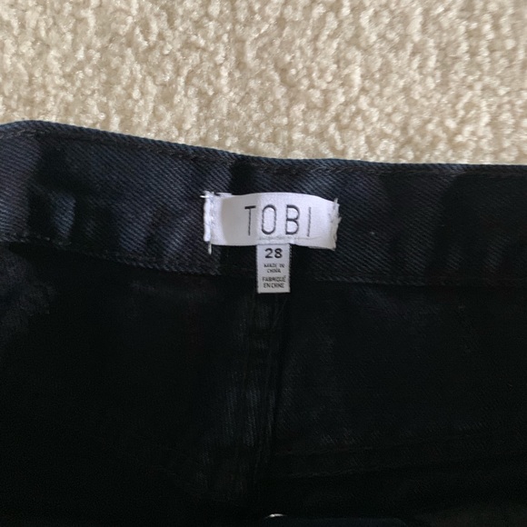 TOBI Black Denim Shorts NWT Size 6 - Picture 4 of 4